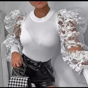 White Ribbed Top w/Floral Puff Sleeves